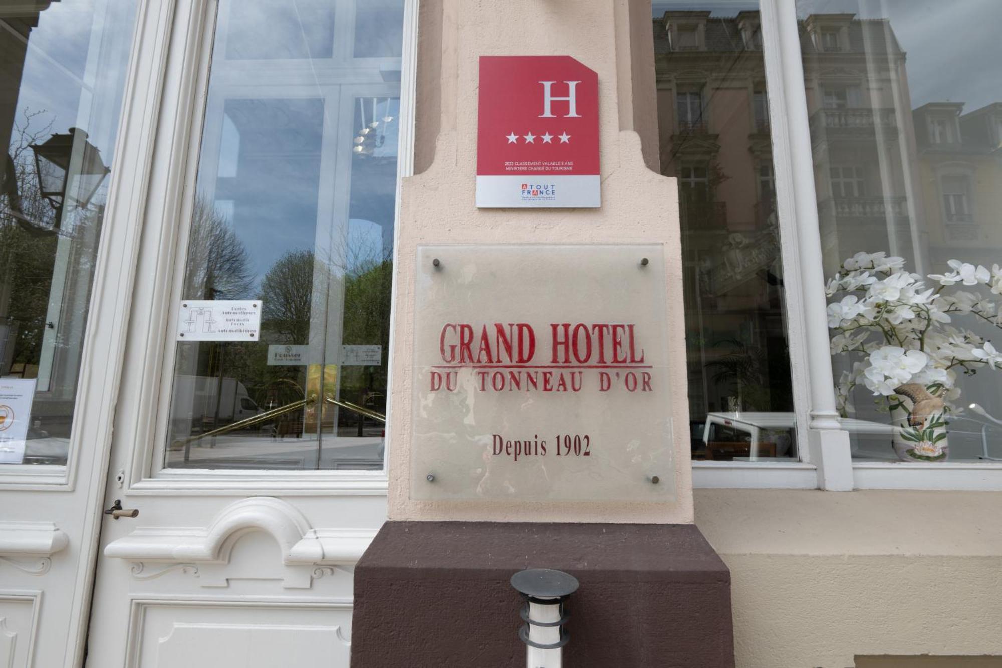 Grand Hotel Du Tonneau D'Or Бельфор Экстерьер фото