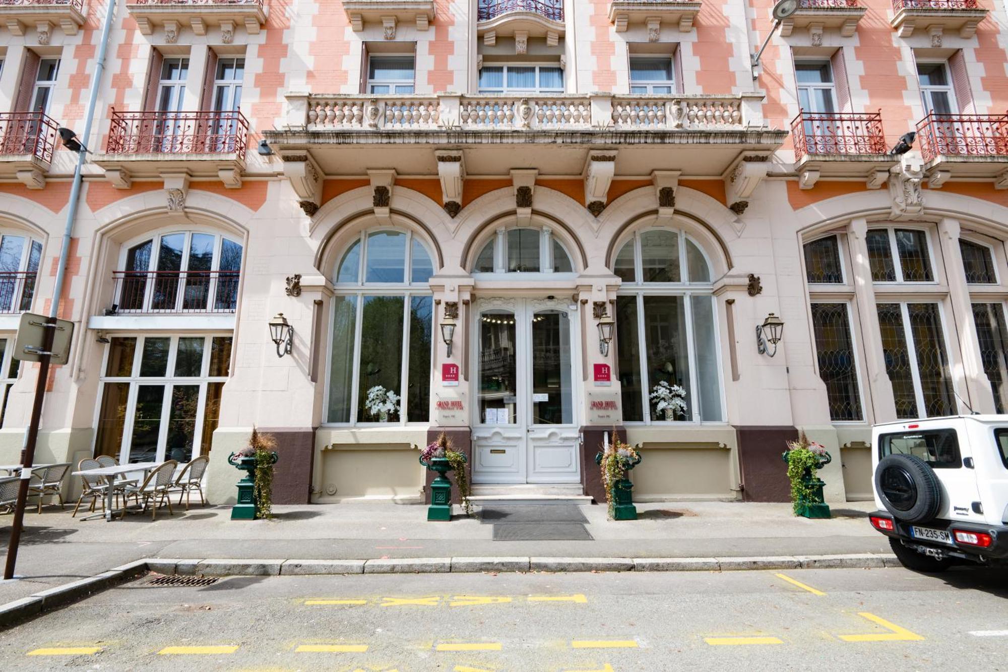 Grand Hotel Du Tonneau D'Or Бельфор Экстерьер фото